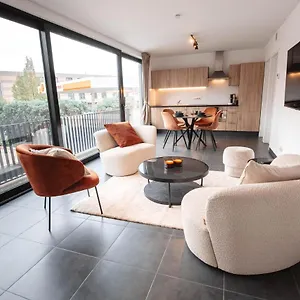 ky-new-hotel-apartment-2-500m-to-airport.hotelsghent.com/